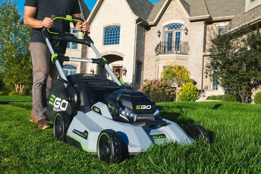 best battery operated push mower